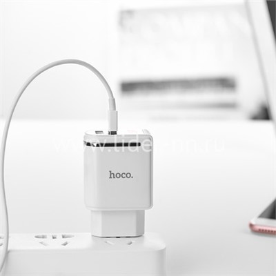 СЗУ 2 USB выхода 12W (2400mAh/5V) HOCO C39A (белый) с дисплеем