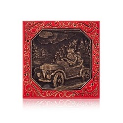 Шоколад барельефный элитный Дед Мороз на машине (квадрат 46 мм.)