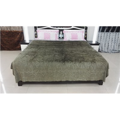 Подушка декоративная из велсофта  Вензель оливковый жаккард