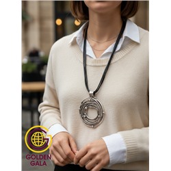 Кулон на кожаном шнурке "Женская грация" Арт КШ2130/02