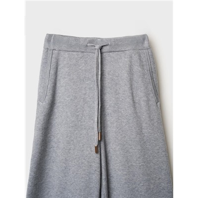 Комплект для девочки: джемпер, брюки