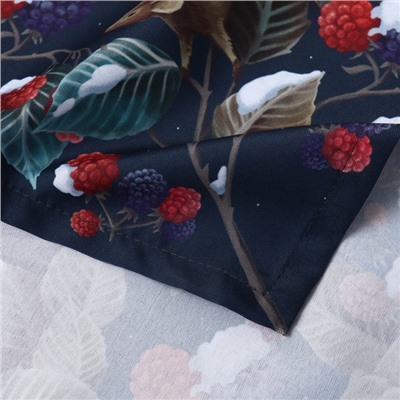 Скатерть новогодняя Доляна Мagical moments 145х180 +/- 3 см, 100% п/э