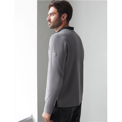 Лонгслив из мягкого фактурного трикотажа с плетеным воротником поло на молнии