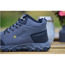 Зимняя Коламбия из комбинированных материалов