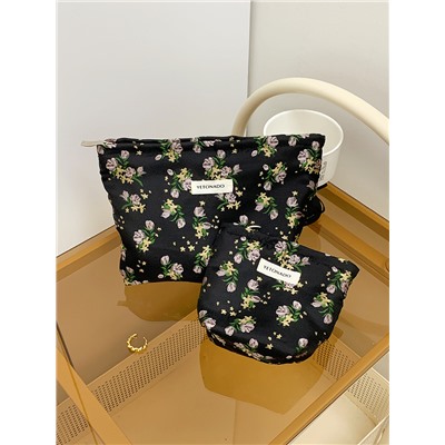 Capacious cosmetic bag, handheld organizer bag to go out, travel bag, liner, for import, floral print