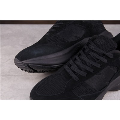 New Balance из натуральной прочной замши и текстиля