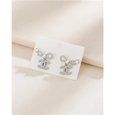 Стильные серьги