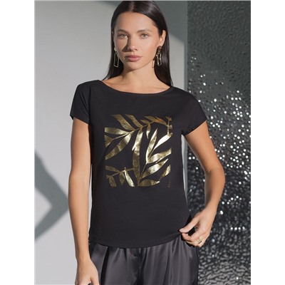 Нарядная футболка с золотистым принтом