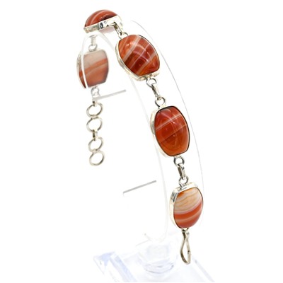 Браслет из сердолика в посеребрении 17*15мм, 15,5см.