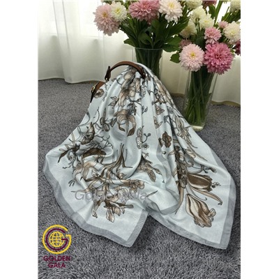 Платок утепленный "Византия" Арт 2026/1 (фон нежно-голубой)