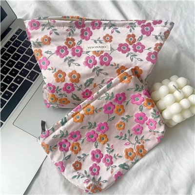 Brand capacious cosmetic bag, handheld storage bag, small clutch bag to go out, flowered
