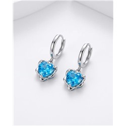 Стильные серьги