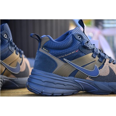 Зимние Nike из натуральных и синтетических материалов