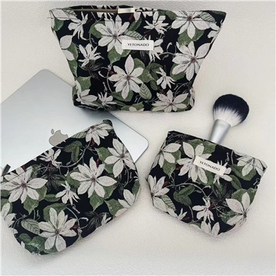 Handheld small clutch bag, cosmetic bag with zipper
