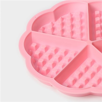 Форма для выпечки Доляна «Сладости. Венские вафли сердце», силикон, 21×2 см, 5 ячеек, розовая