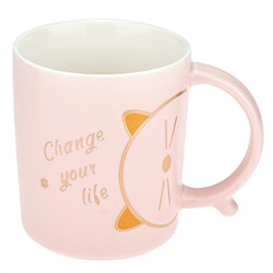 Кружка фарфоровая "Change your life" 400мл, д8,6см h10см, матовая глазурь, деколь с золотом, цвет - светло-розовый, д/горла 8,5см, д/основания 6,7см, в подарочной коробке (Китай)