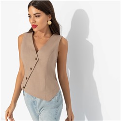 Жилет с асимметричной линией пуговиц, Секрет роскошного образа