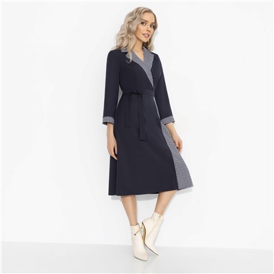 Платье с имитацией запаха, Образ вне закона