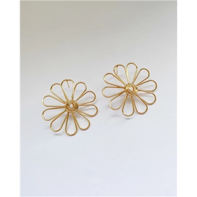 Стильные серьги