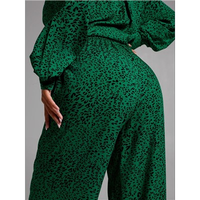 Костюм Рошель леопард зелёный Лт