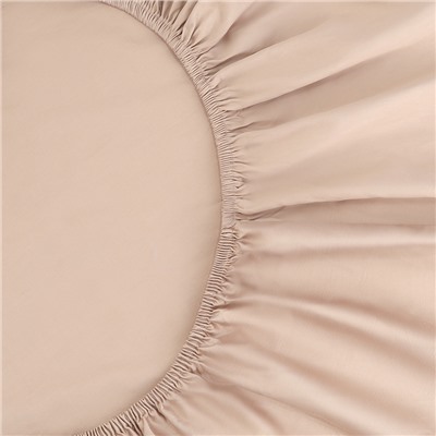 Простыня на резинке из премиального сатина бежевого цвета из коллекции Essential, 200х200х30 см