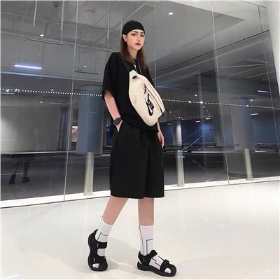 Tide brand 23FW Lena Heqian Industrial Functional Functional high street wind European and American street sports men and women pure cotton middle tube socks