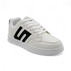 Кроссовки В002-11 белые