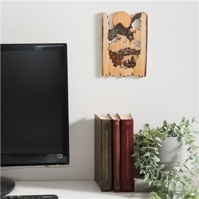 Панно настенное дерево «Парящий орёл», декор, 12×0.7×19 см