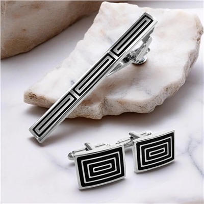 Набор запонок и зажима для галстука в футляре