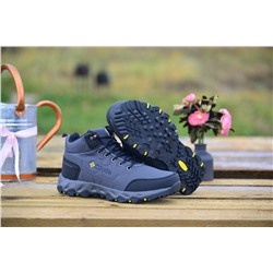 Зимняя Коламбия из комбинированных материалов