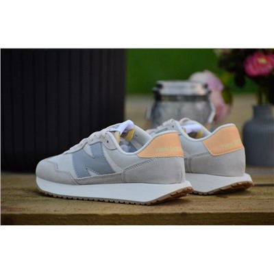 New Balance cl runner TM из натуральной замши и нейлона