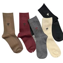 MIU Showee European Bee Embroidery Double Pink Strinking Socks Children Ins Autumn and Winter Ansho La Red Middle Packing Stacking socks