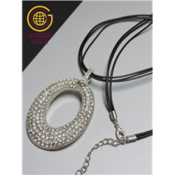 Кулон на кожаном шнурке "Женская грация" Арт КШ2130/10