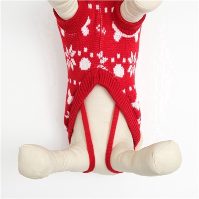 Свитер «Косточки-снежинки», размер 10 (ДС 23-26, ОГ 28-35, ОШ 18-22 см), красный