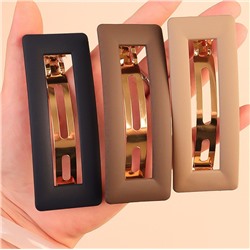 Заколка-автомат прямоугольная матовая 9,5 см.