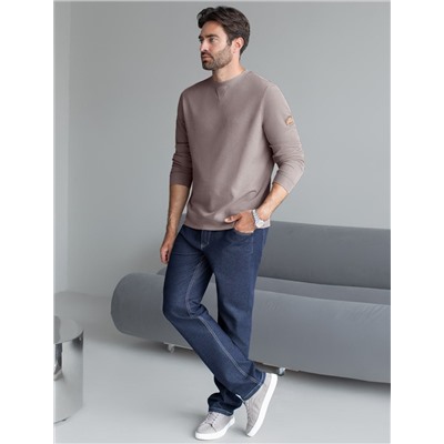 Джемпер легкий из фактурного эластичного трикотажа с принтом