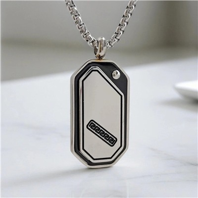 Кулон из стали на цепочке