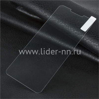 Защитное стекло на экран для  Huawei Honor 8C  прозрачное (без упаковки)