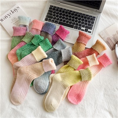 Warm Japanese demi-season woolen knee socks, gradient, mid-length