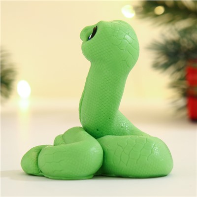 Фигурное мыло «Змейка Апельсинка» зеленое, 60 г