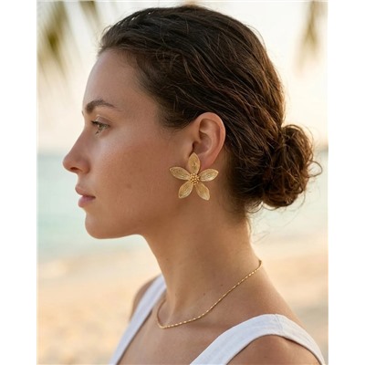 Стильные серьги