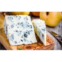 Сыр "Рокфорти" с голубой плесенью 55% сегмент 130г