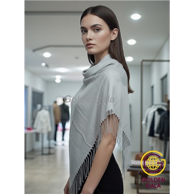 Платок с кистями однотонный Арт: В749/18