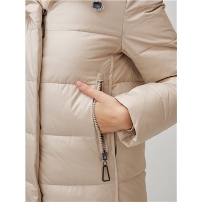 Пальто утепленное стеганное зимнее с капюшоном женское бежевого цвета 9606B