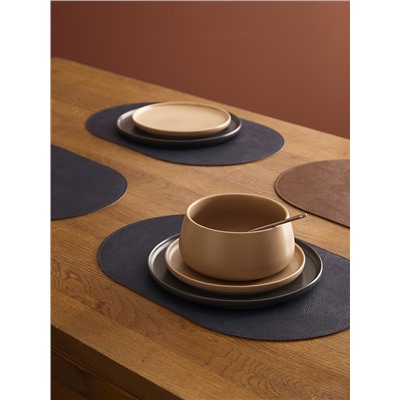 Набор из двух тарелок темно-серого цвета из коллекции Essential, 25 см