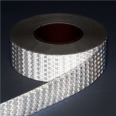 Светоотражающая лента, самоклеящаяся, белая, 5 см × 45 м