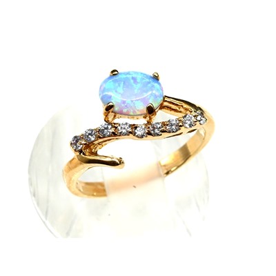 Кольцо позолоченное с австралийским опалом и стразами, размер 20