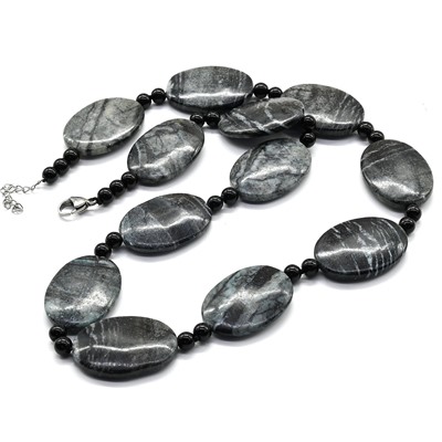 Бусы из яшмы овал 25*35мм, 61см