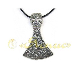 0679П   Секира