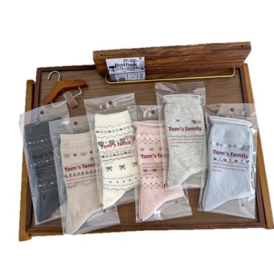 Cute Japanese knee socks, Korean style, mid-length